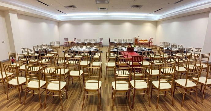 Locação de Cadeiras para Eventos: Como Escolher as Melhores Opções para Seu Evento Locação de Cadeiras para Eventos: Como Escolher as Melhores Opções para Seu Evento