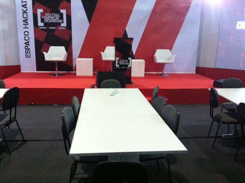 Locação de mesa pranchão sp