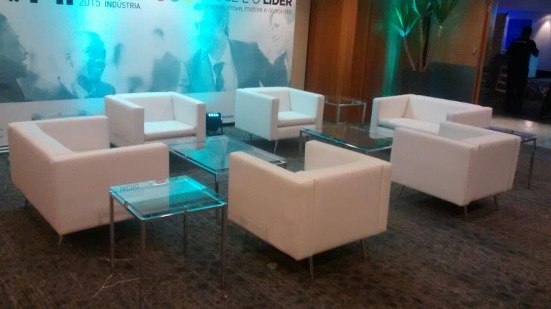 Locação de móveis para estandes