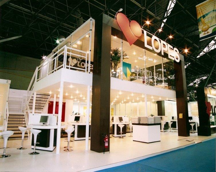 Móveis para stand de vendas