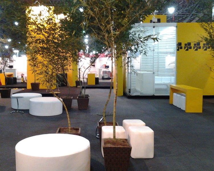 Móveis para stand de vendas